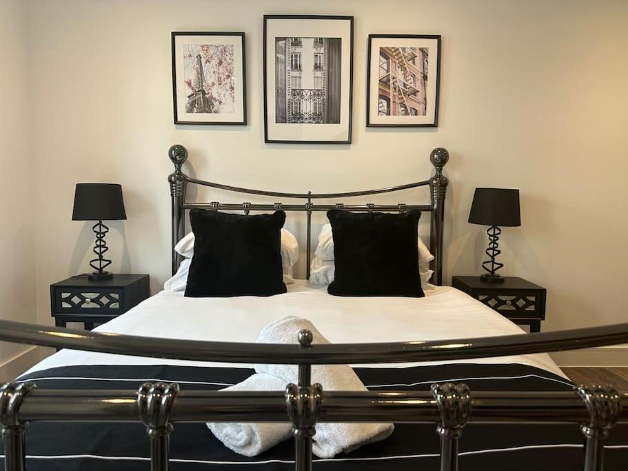 Museum View Apartments City Centre 1 Bedroom Cardiff Zewnętrze zdjęcie